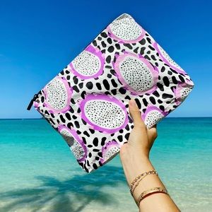 MAX Dragon Fruit Pouch *discontinued*